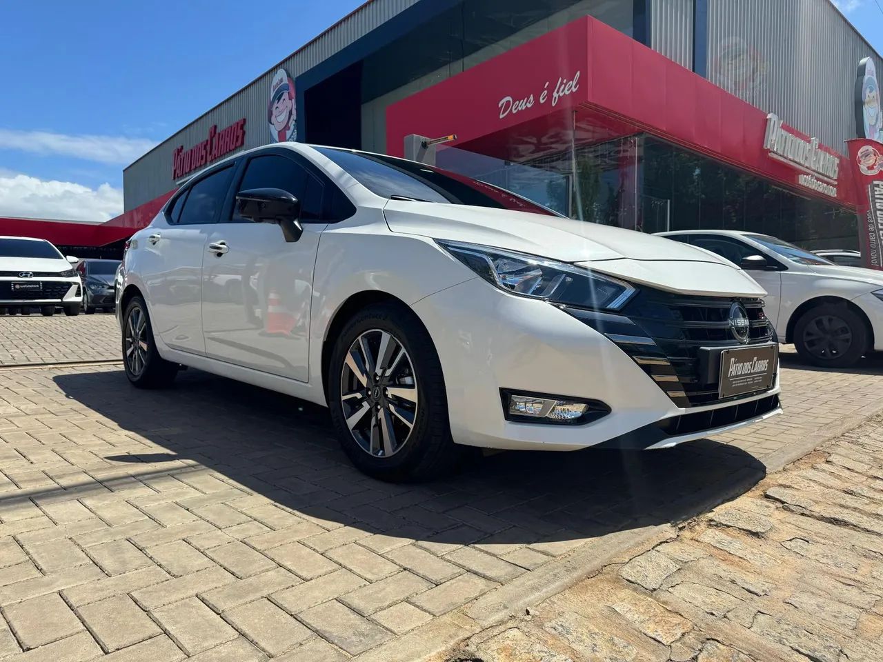 VERSA SR 1.6 FLEX AUTOMÁTICO 2024/2025 - Foto 3