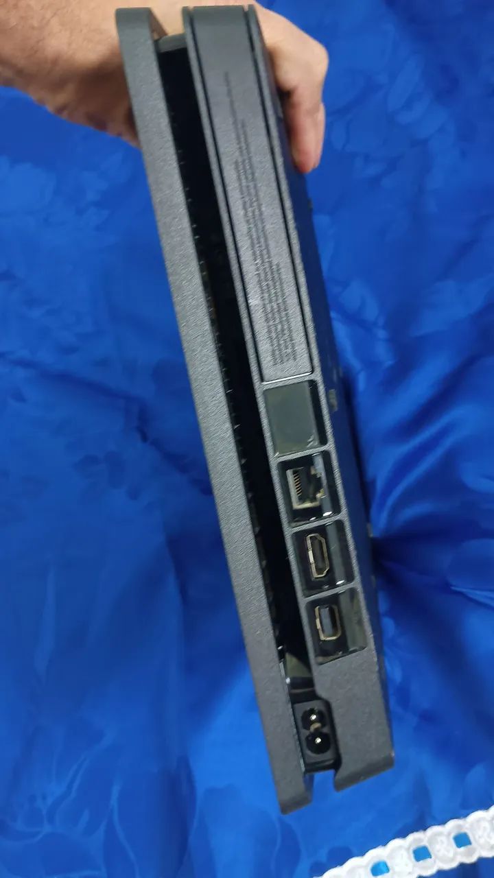 Playstation 4 slim desbloqueado  - Foto 5