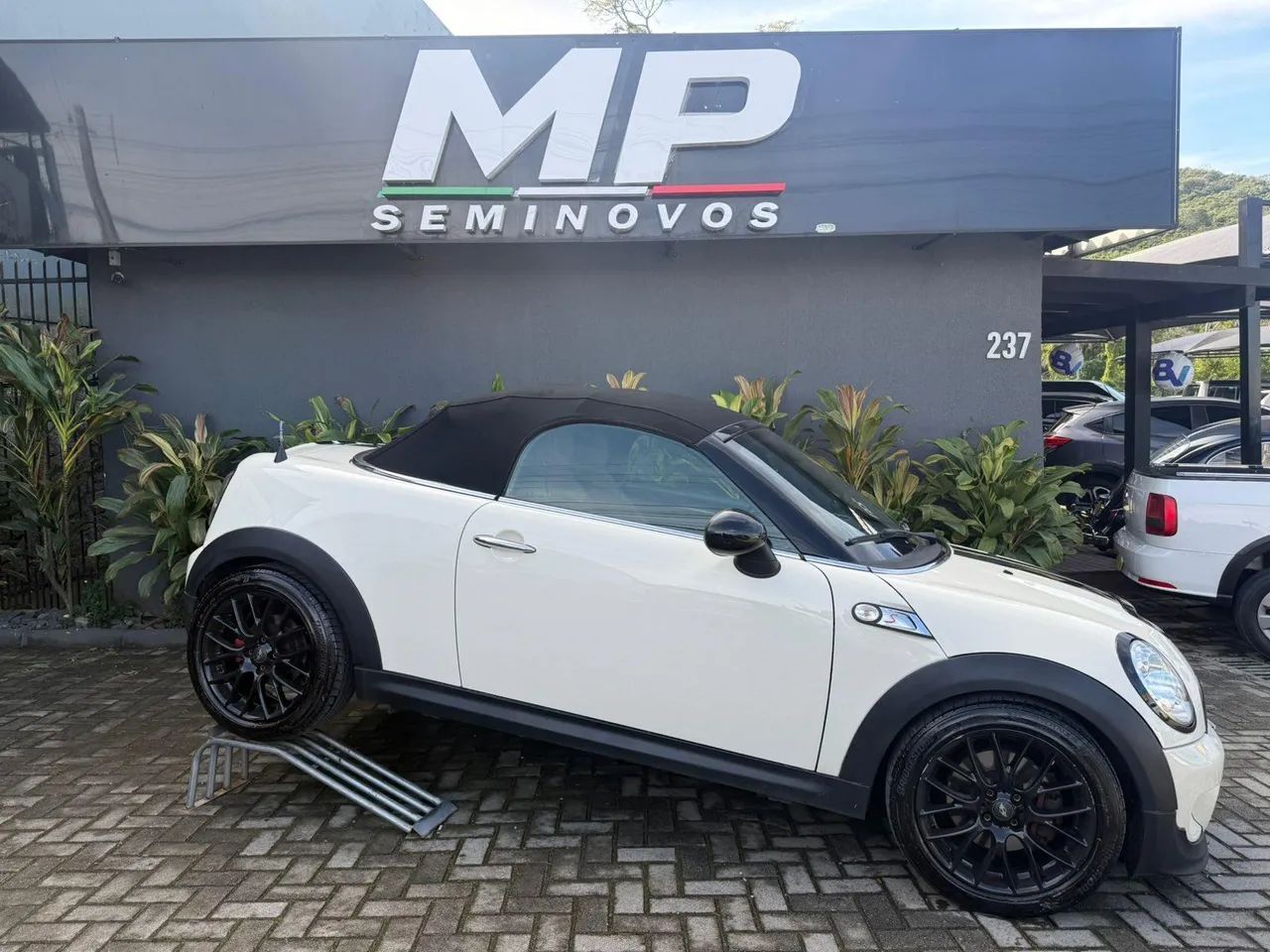 Mini Cooper Roadster S 1.6 Aut. 2013 - Foto 2