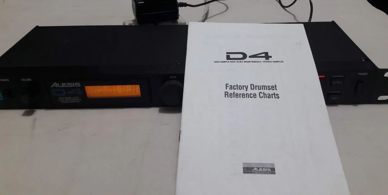 Módulo de percussão digital ALESIS D4 - Excelente! - Foto 5