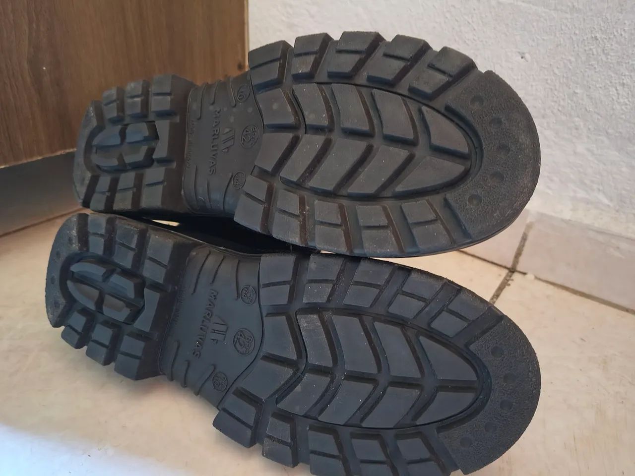 Bota Coturno Marluvas Ca 18059 Nova n° 42u - Foto 4