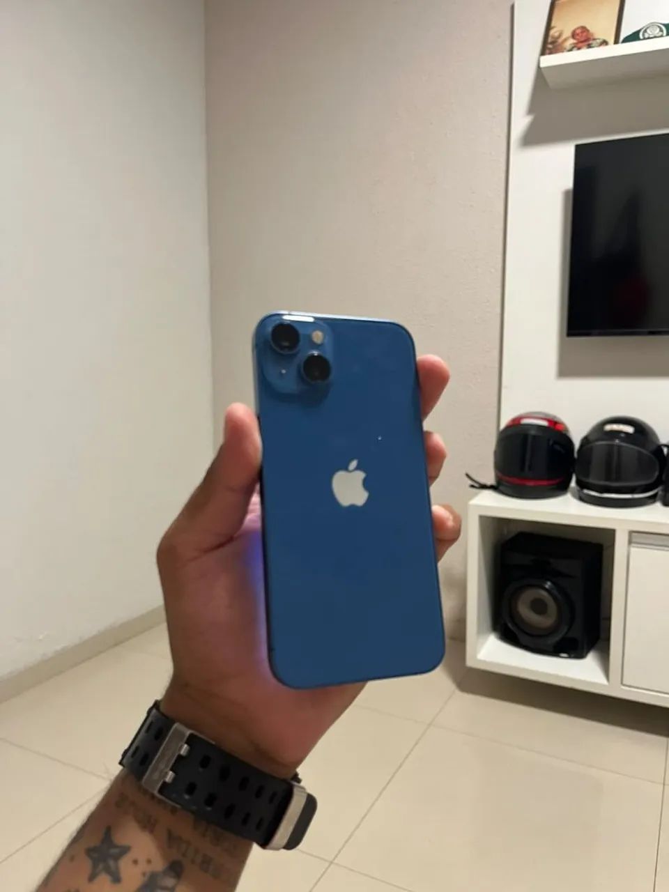 Iphone 13 256gb Azul - Foto 2