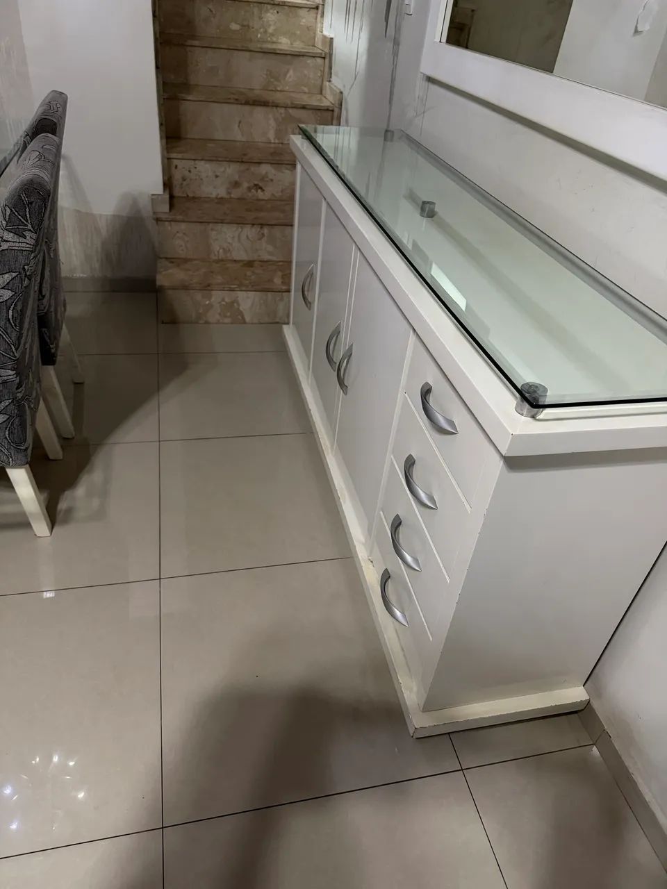 Buffet Branco com Tampa de vidro 