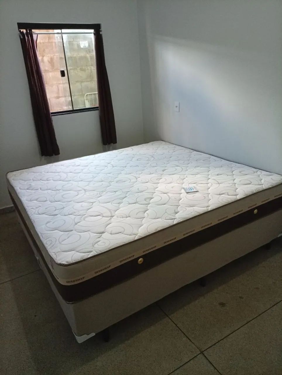 Super king box e colchão frete grátis+ brinde 