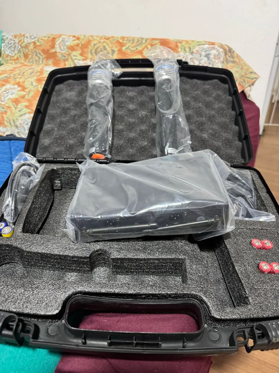 Microfone Sem Fio U-585 (Novo)