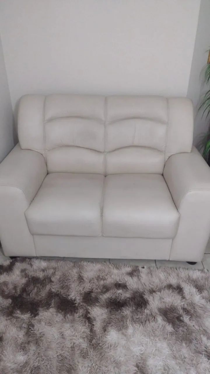 Vendo móveis: sofá, guarda-roupas, mesa, espelho, rack e outros - Foto 4