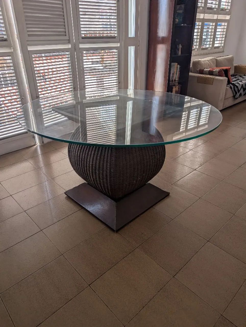 Mesa de Jantar em vidro e madeira  - Foto 2