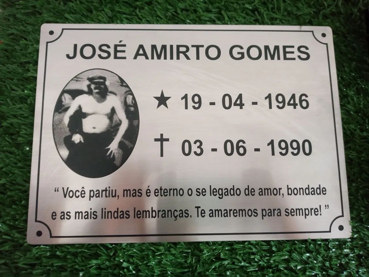 PLACA DE HOMENAGEM NO ESTOUJO E DE FINADOS E VÁRIOS MODELOS  - Foto 2