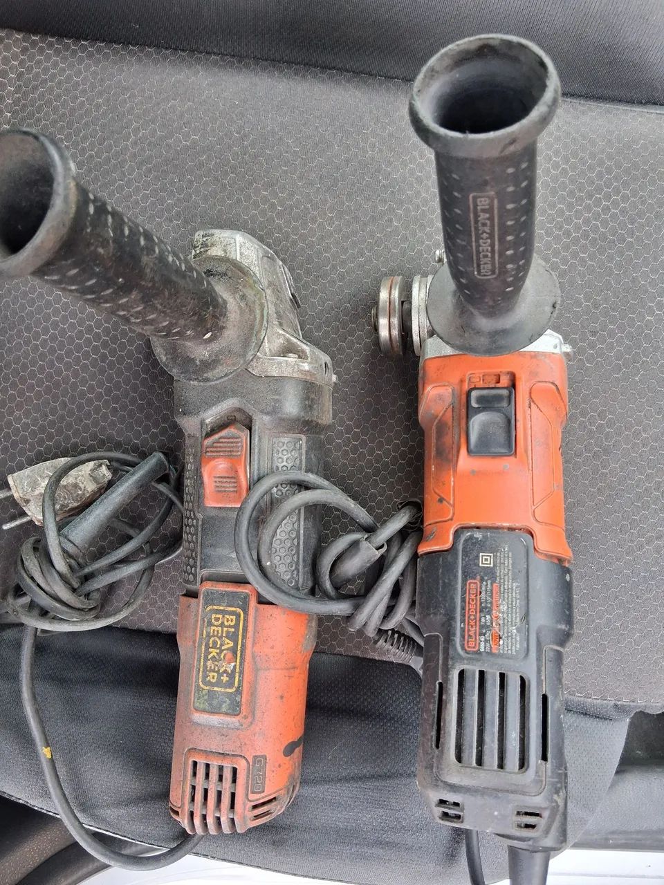 Lixadeiras Black e Decker 220v pra arrumar  - Foto 2