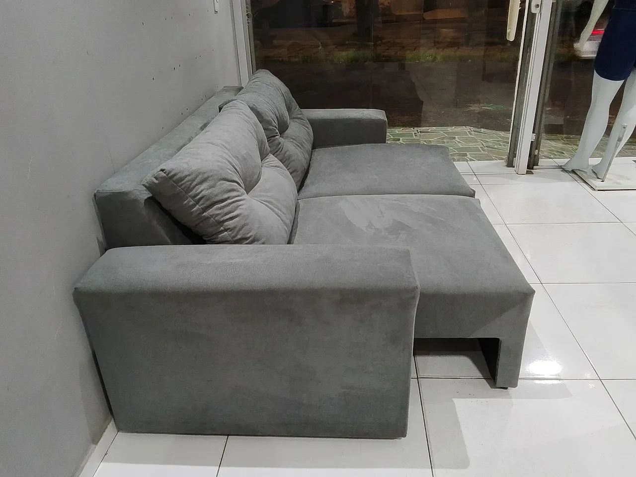 Promoção imperdível de 1500 por 1299,99 Sofá retrátil novo capacidade 3 pessoas espaçoso  - Foto 5