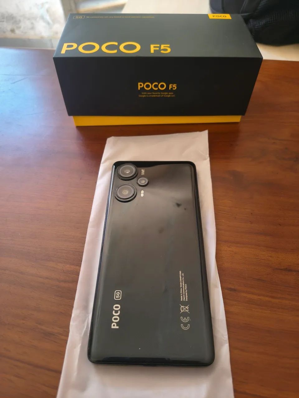 Vende se um smartphone poco F5 - Foto 2
