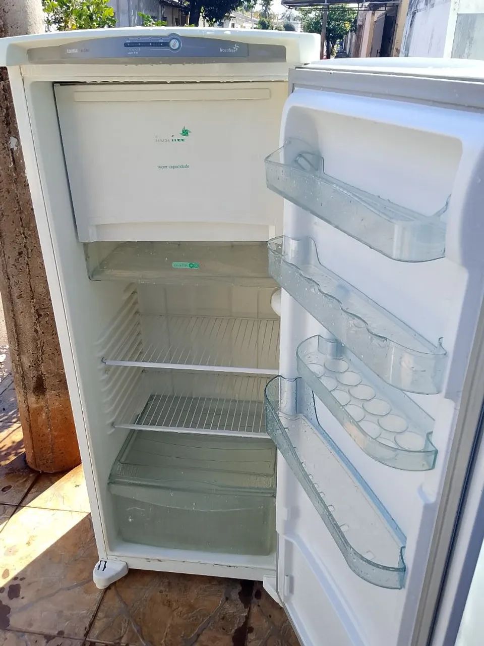 Vendo geladeira  - Foto 5