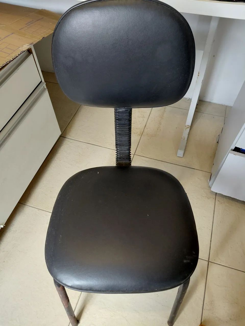 Cadeira estofada