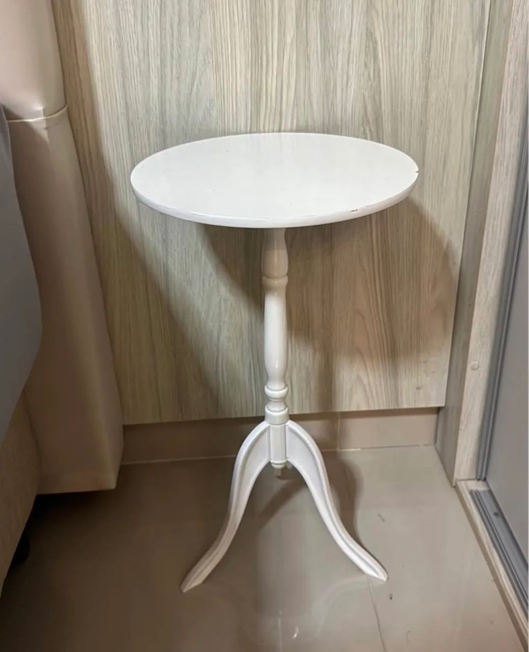 Mesa de cabeceira branca - Tokstok MDF 