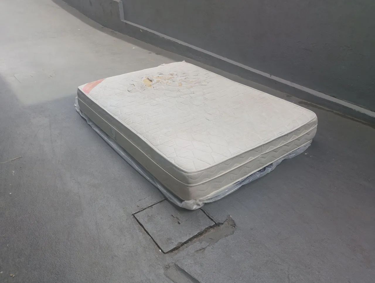 Colchão de casal espuma e molas Orthocrin