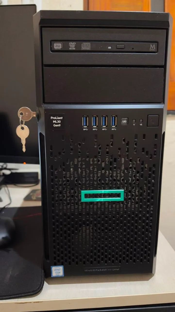 Servidor HP ProLiant ML30 Gen9
