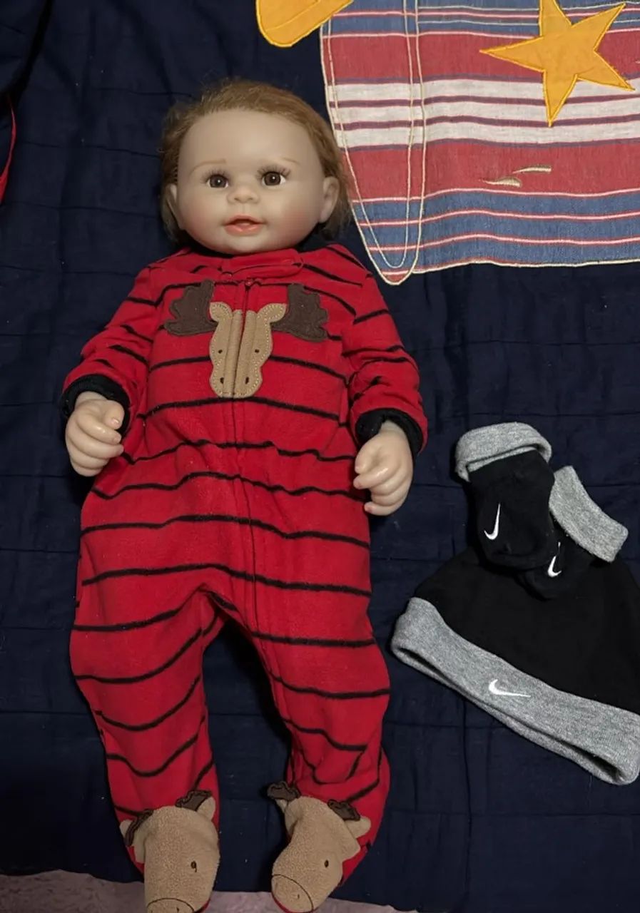 Bebê Reborn com roupas - Foto 2