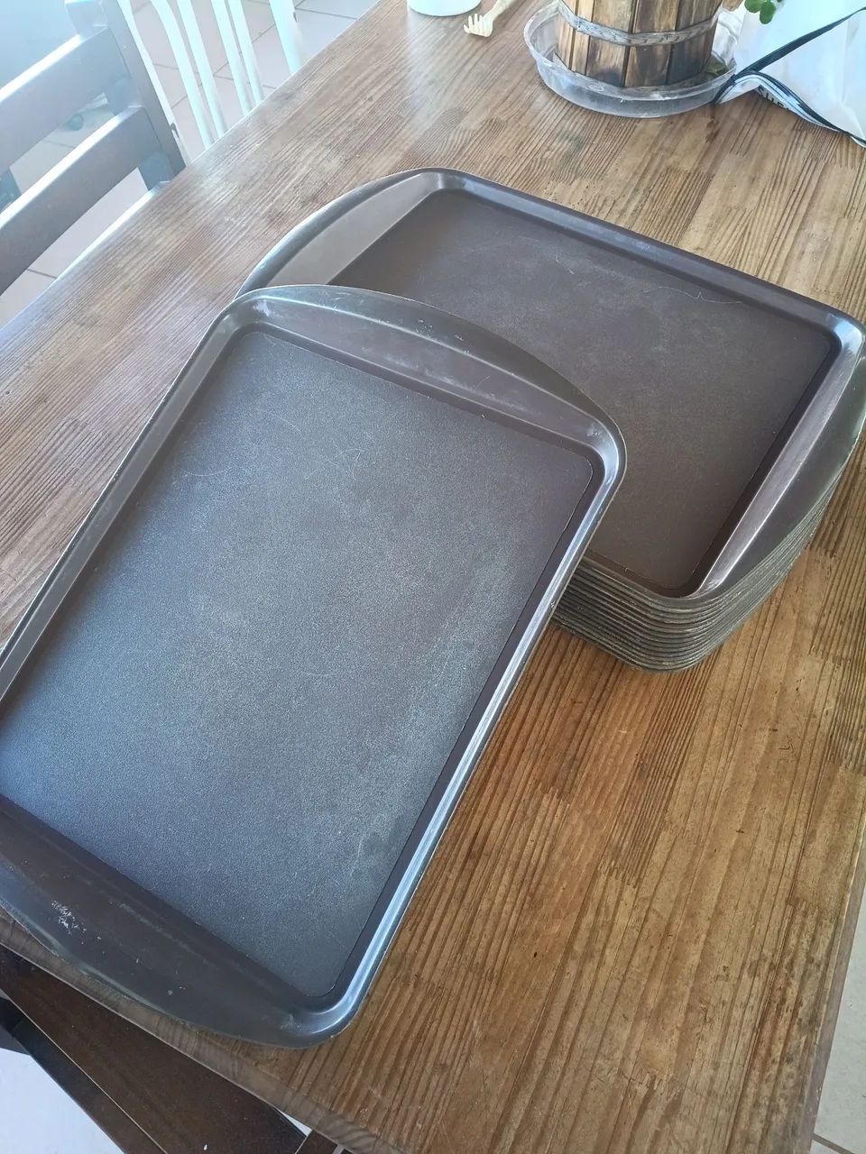 Bandeijas plásticas  16 unidades 