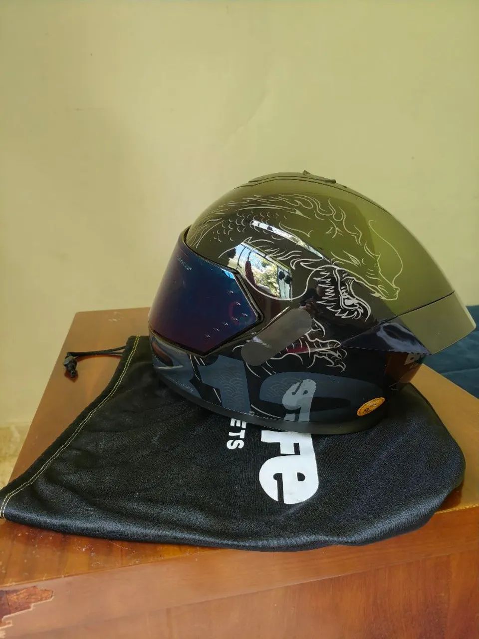 CAPACETE BIEFFE NOVO!