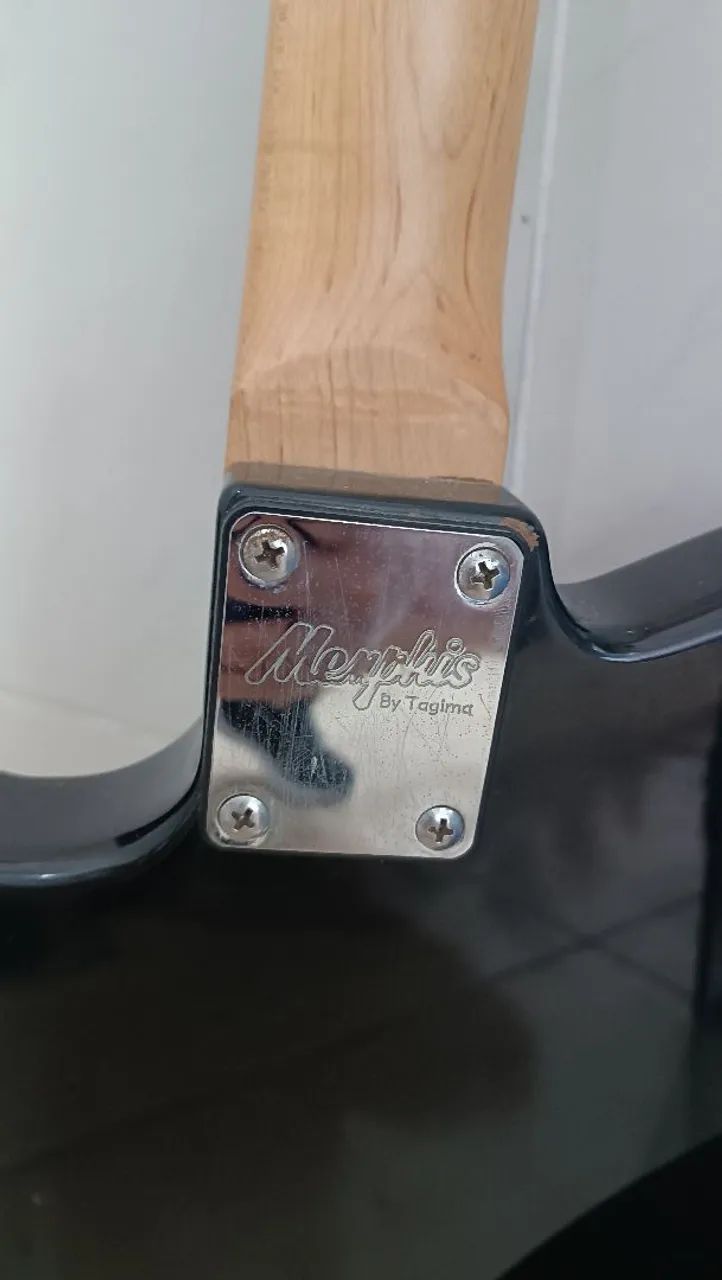 Guitarra Memphis by Tagima Mg 30 Bks Preta - Foto 4