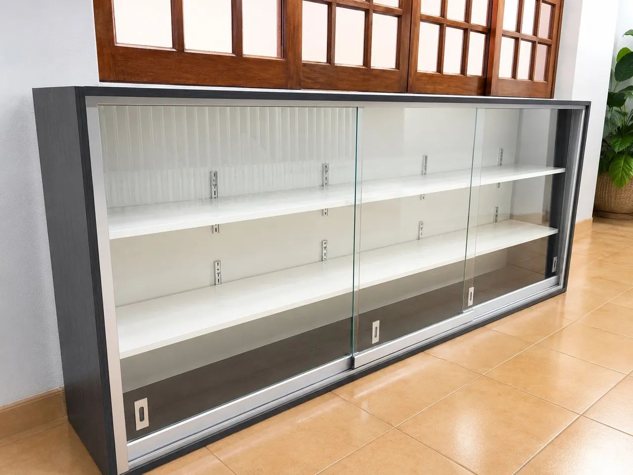 VITRINE / EXPOSITOR COMERCIAL GRANDE - 2,38 METROS 