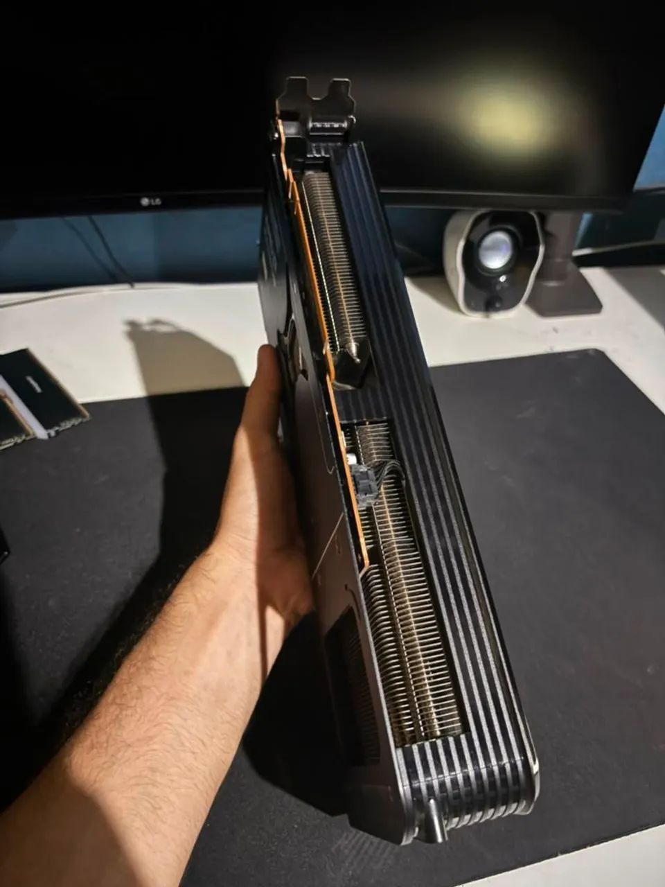 PLACA DE VIDEO RX 9070XT - Foto 4