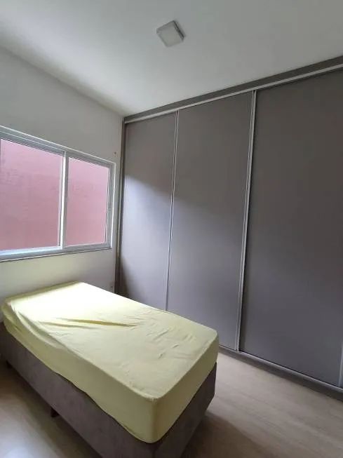 Casa com 3 Quartos e 2 banheiros à Venda, 150 m²  - Foto 5