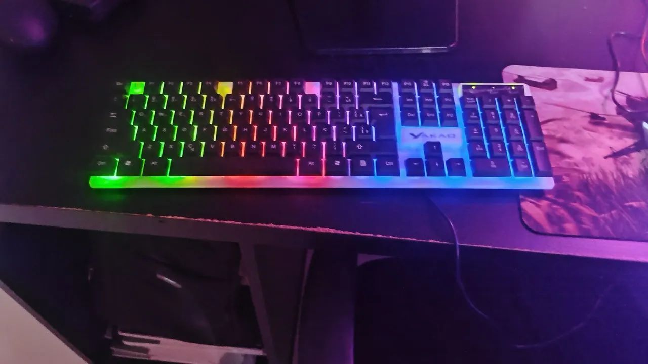 Kit Teclado RGB + Mouse com fio - Foto 3