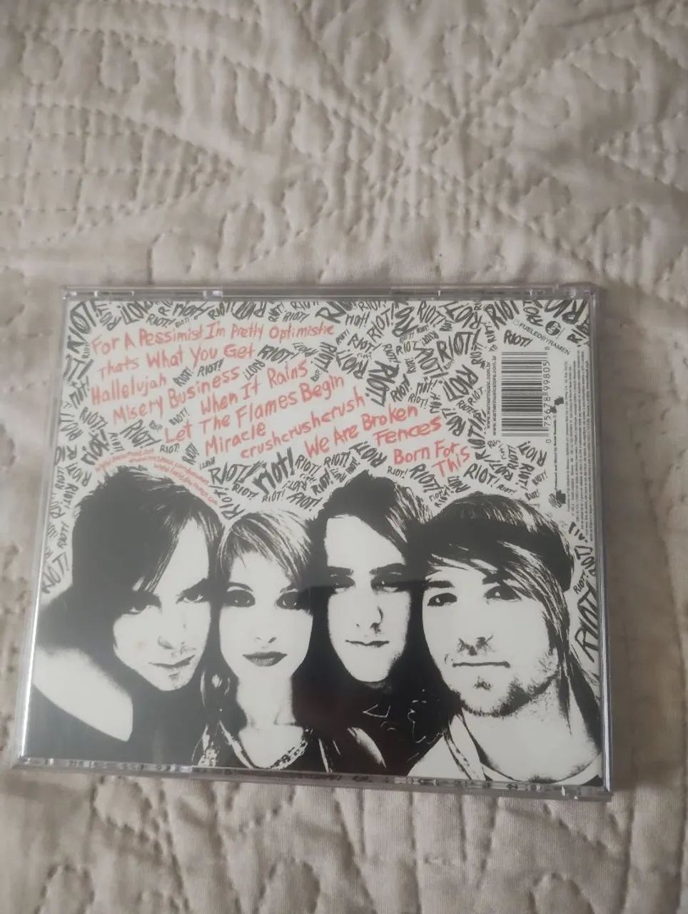 CD RIOT! - PARAMORE - Foto 2