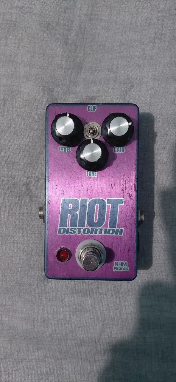 Pedal Clone Suhr Riot Distortion/Overdrive (Handmade) - Usado em ótimo estado!