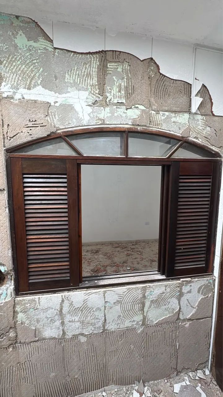 Janela de madeira