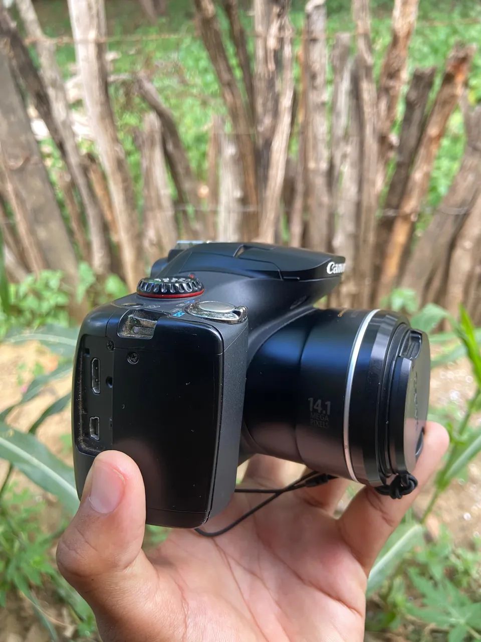 Vendo câmera fotográfica boa para eventos 65606296788098123