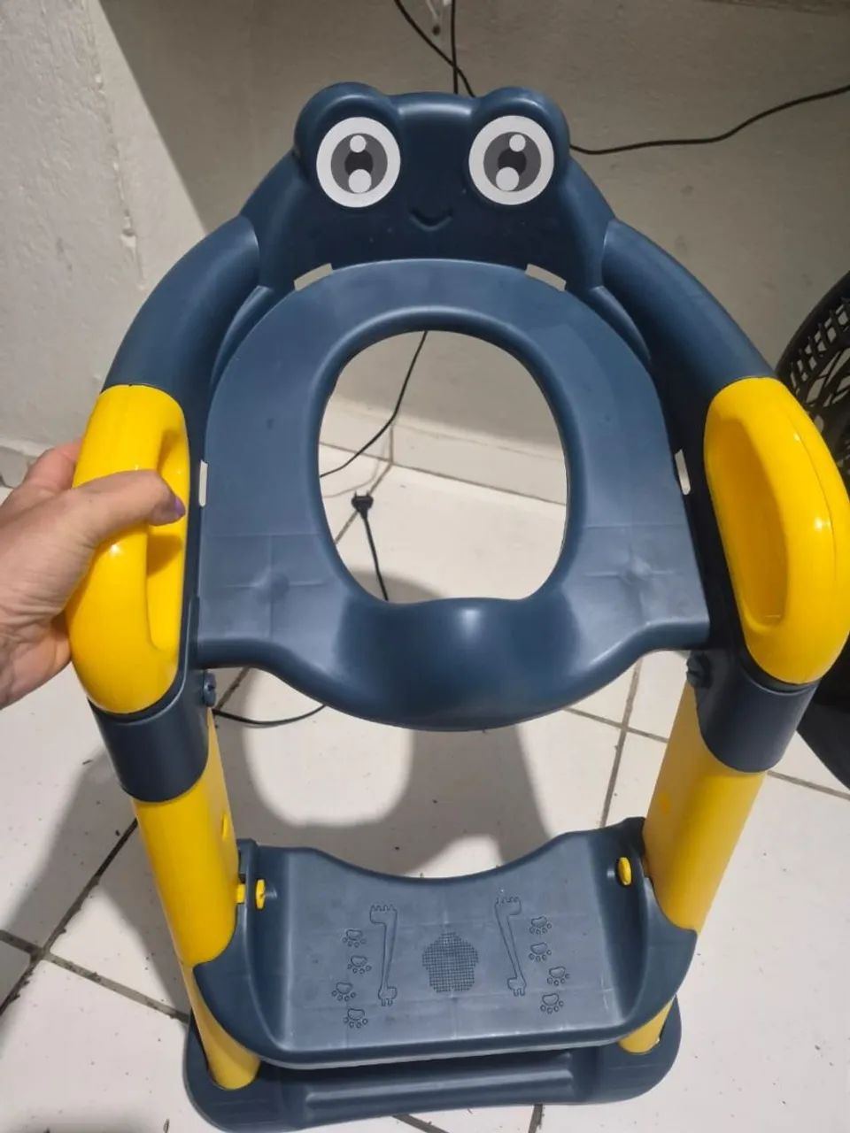 Escadinha para bebê subir no vaso - Foto 2