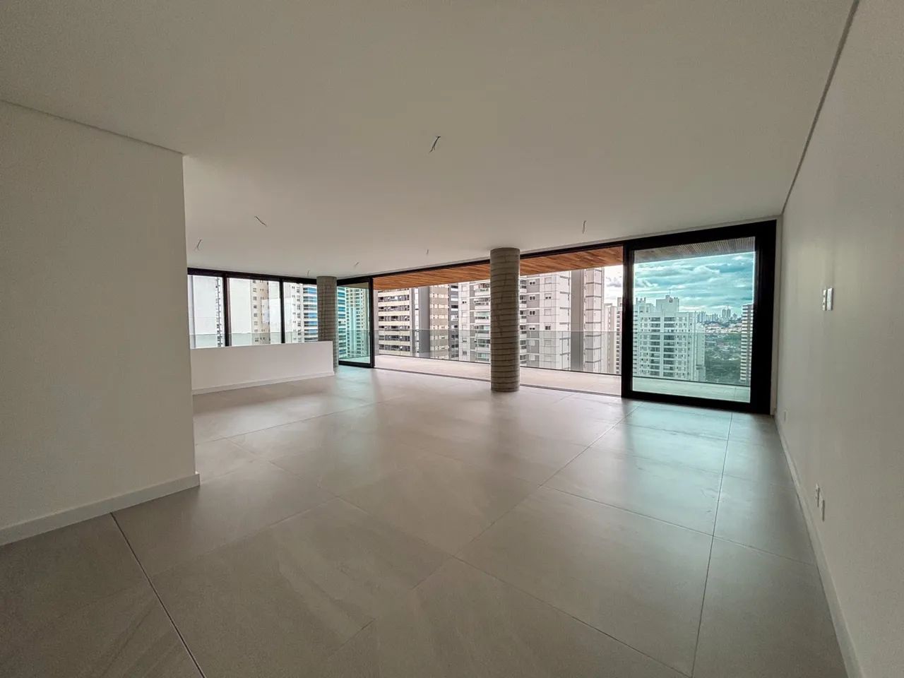 Apartamento à venda na região Sul, no Edifício Artesano com 3 suítes. - Foto 2