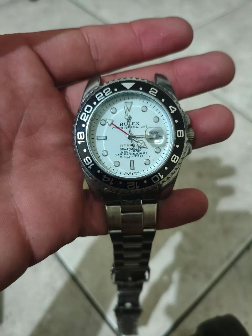 Relógiocopia Rolex  sem pilha quebrou pino que fecha