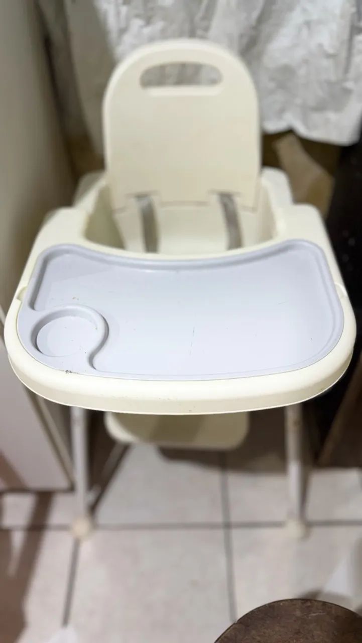 cadeira de alimentação  - Foto 2