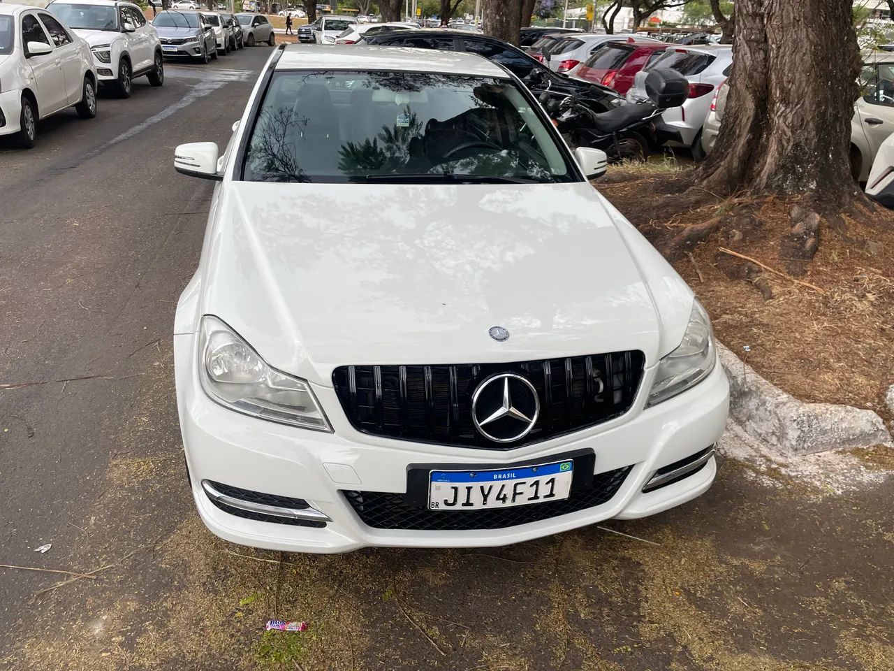 Mercedes-Benz C-180 C-180 CGI Classic 1.8 16V 156cv Aut. 2012