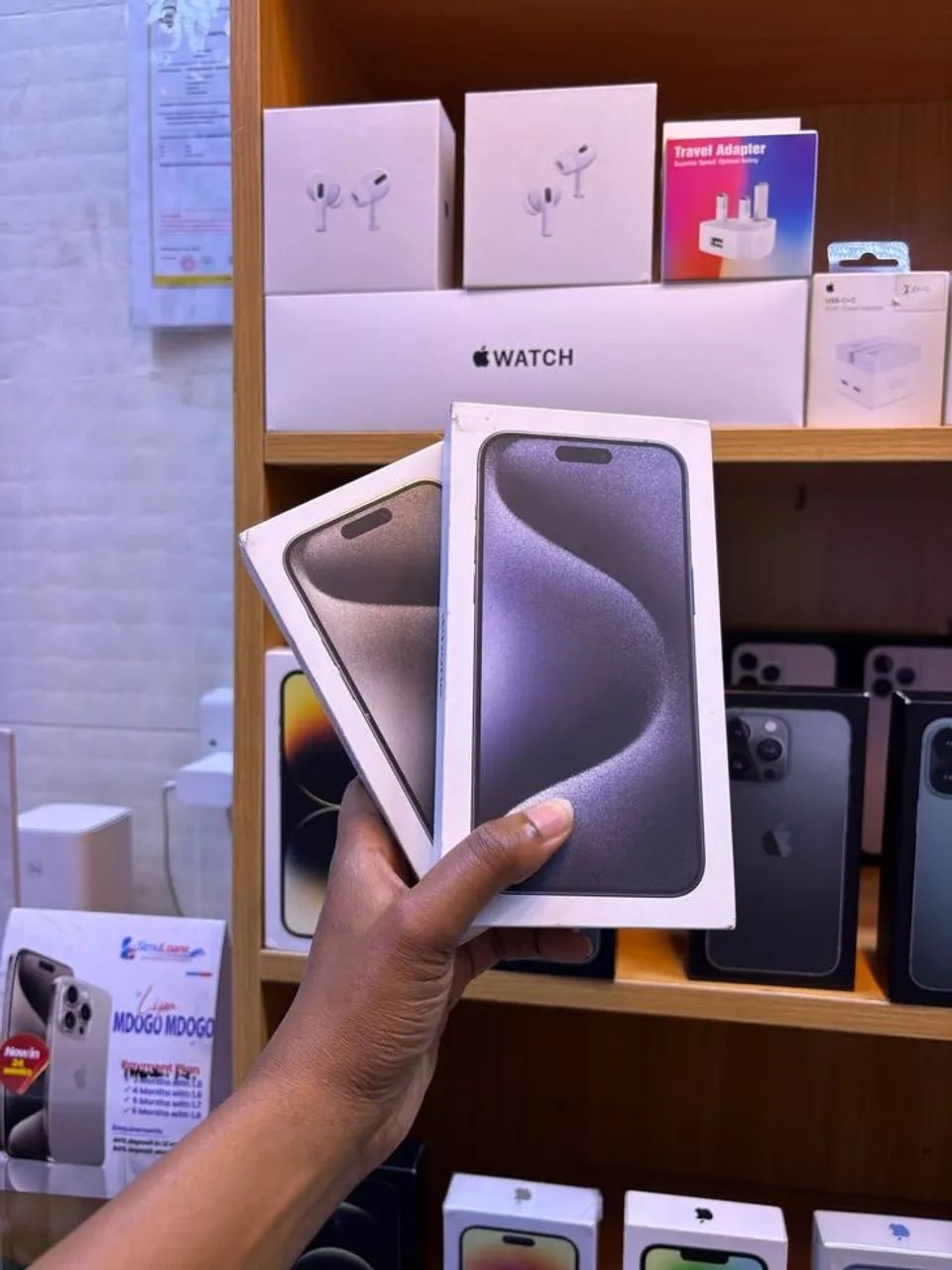 iPhone 15 Pro Max - Lacrado - Foto 2