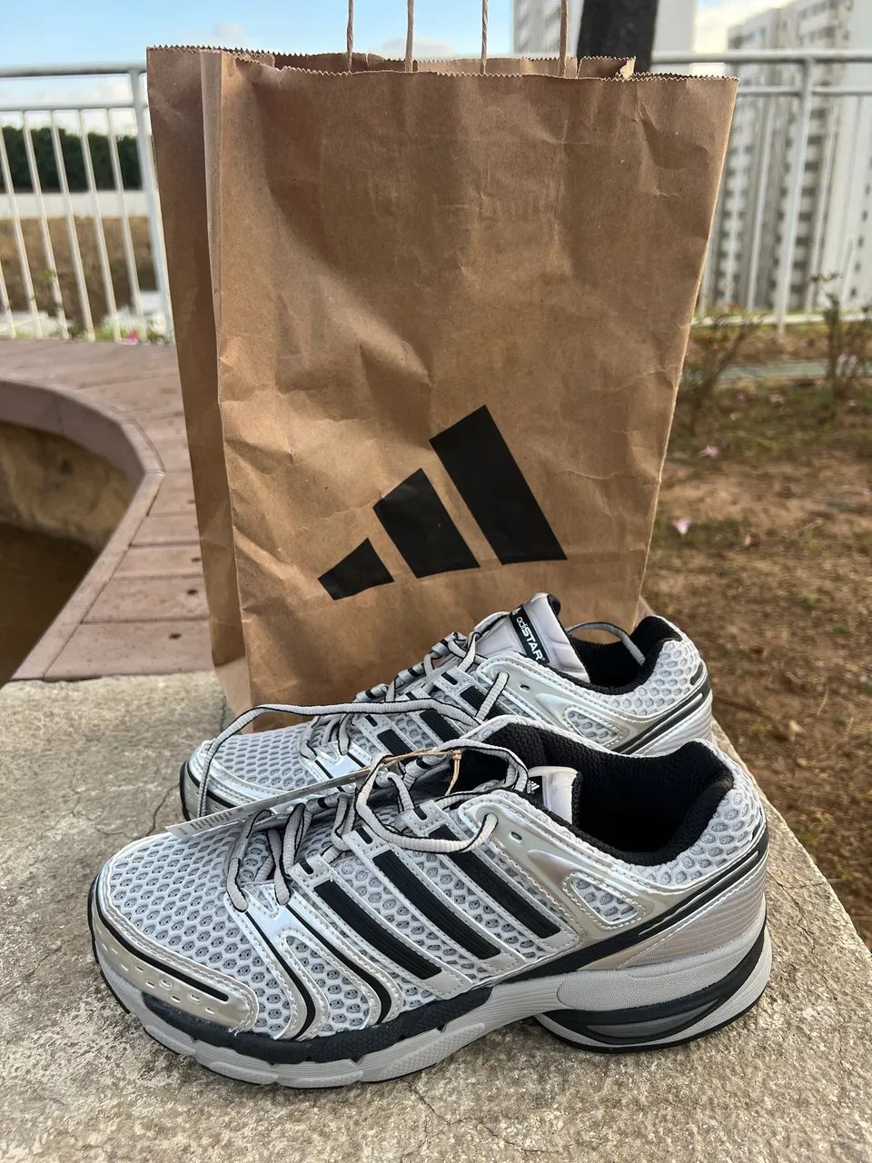 ADIDAS ADISTAR CONTROL 5 - NOVO ?