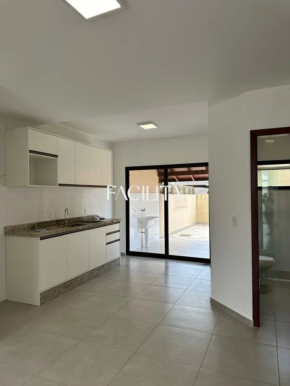 Casa com 3 quartos no bairro Rio Tavares, Florianópolis. - Foto 5