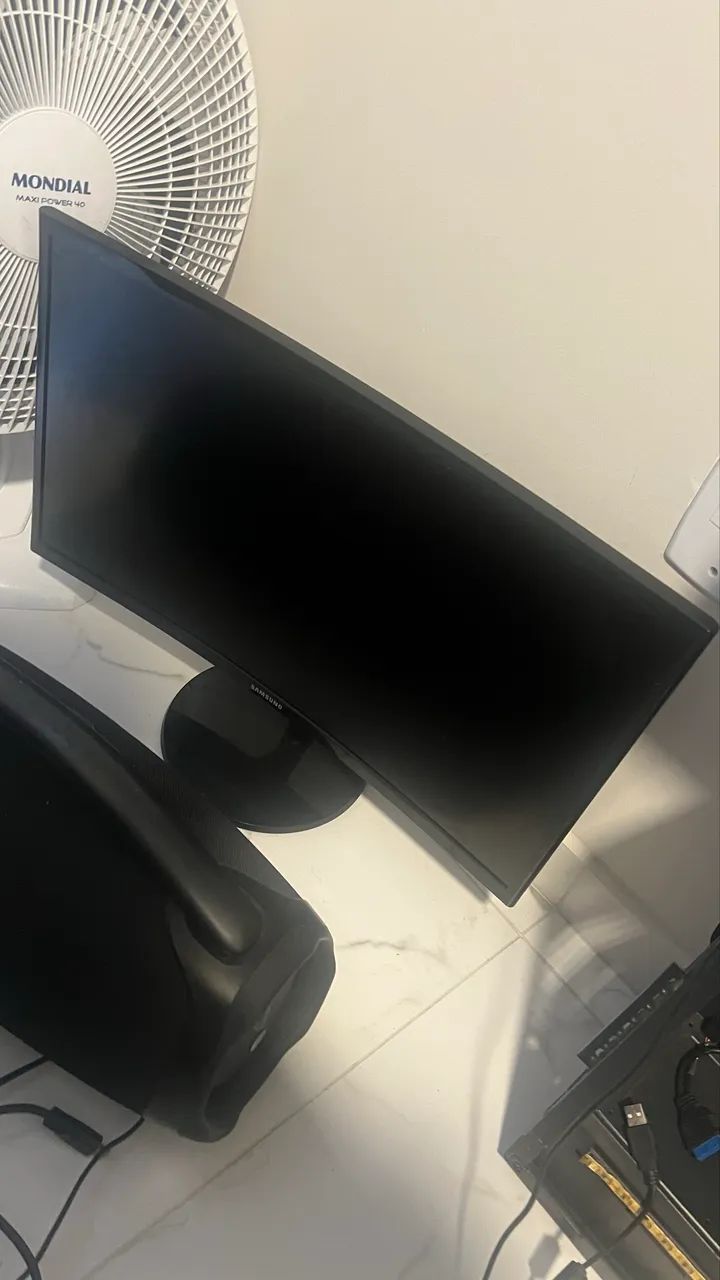 Monitor curvo Samsung 
