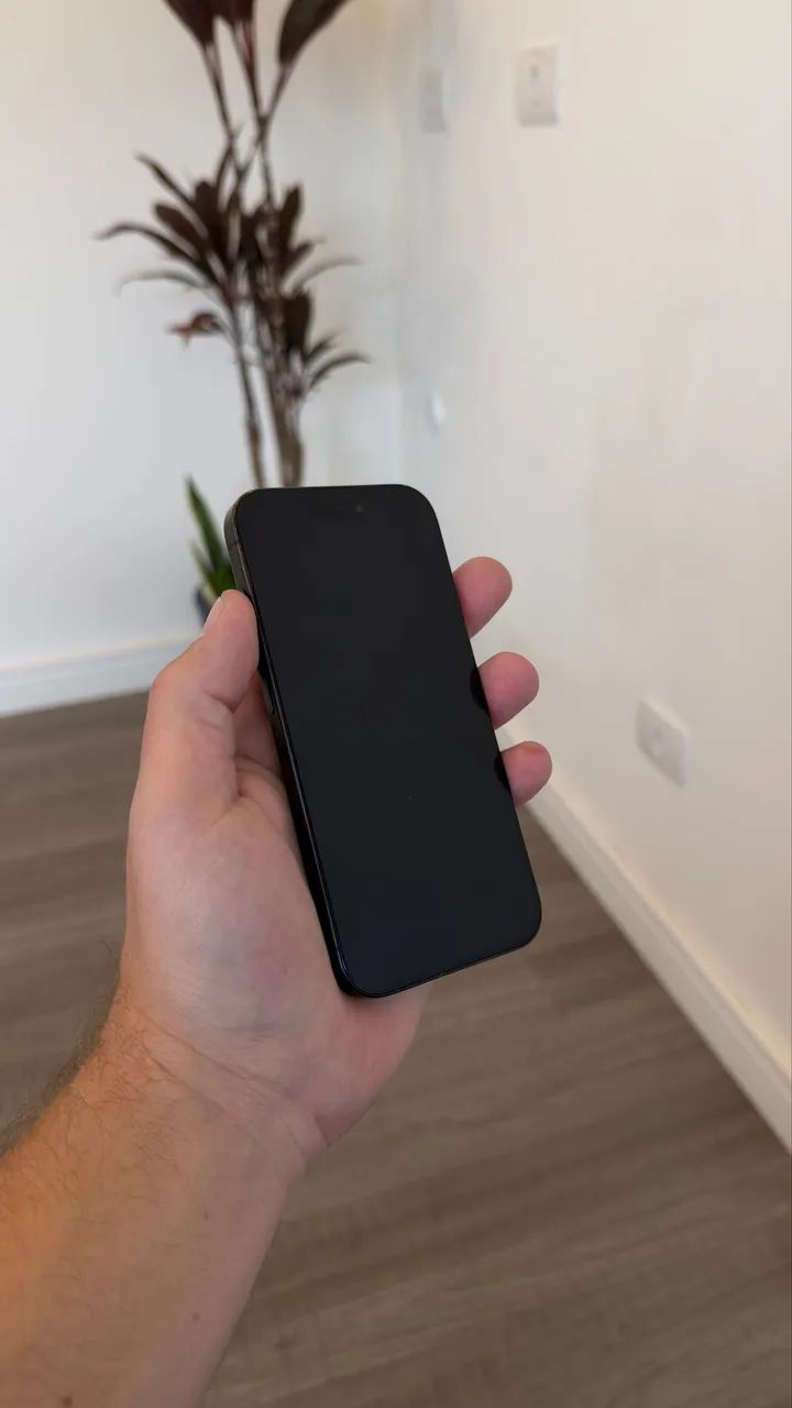 iPhone 15 pro 128gb titanium preto  - Foto 2