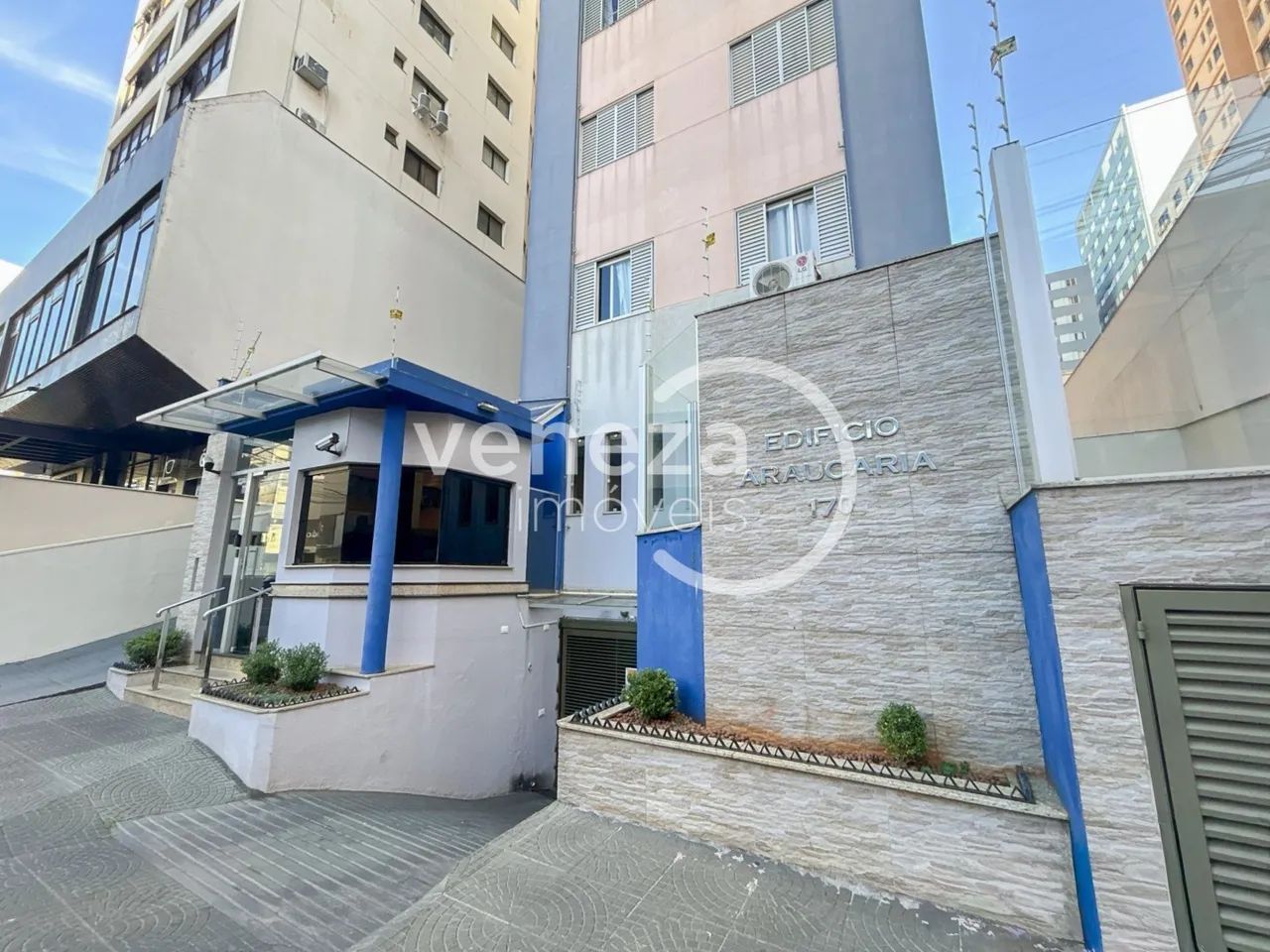 Apartamento para alugar com 3 quartos no Centro de Londrina