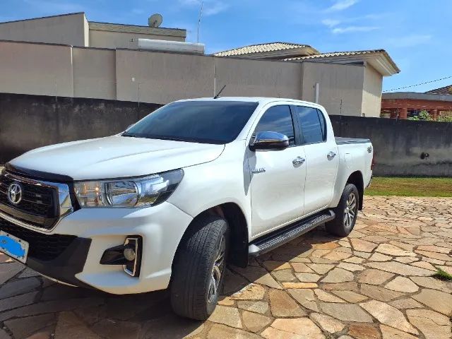 Toyota Hilux CD 4X4 2.8 DIESEL AUT. 2020