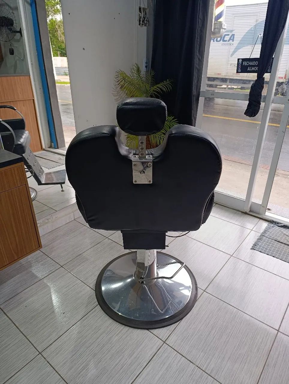 Cadeira barbearia  - Foto 4