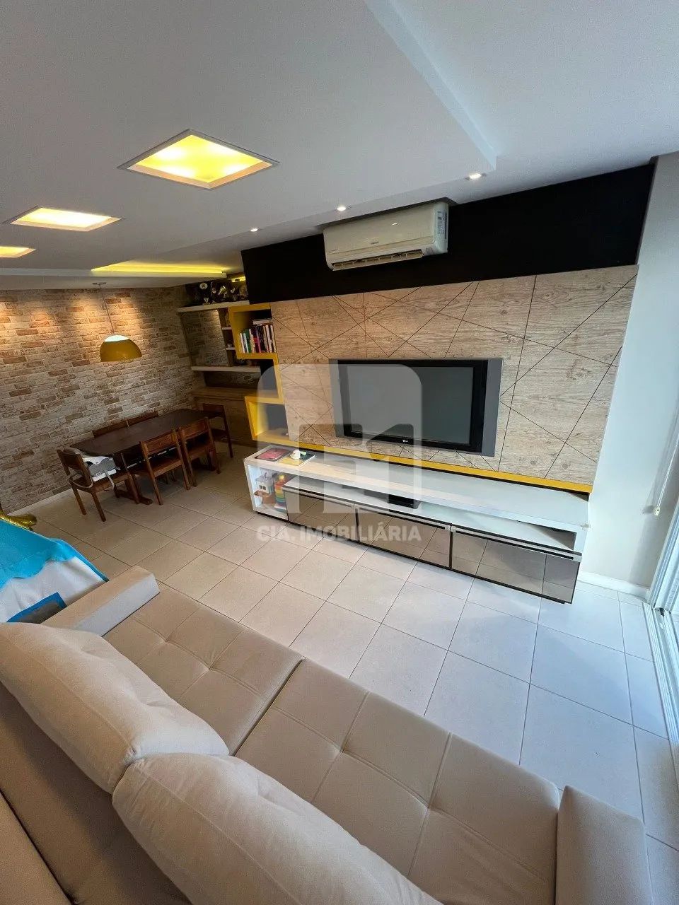 Apartamento de 3 dormitórios à venda Itacorubi - Foto 2