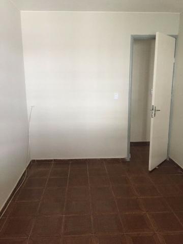 Vendo sobrado na QS 07 com ótima localização, aceitamos financiamento bancário - Foto 8