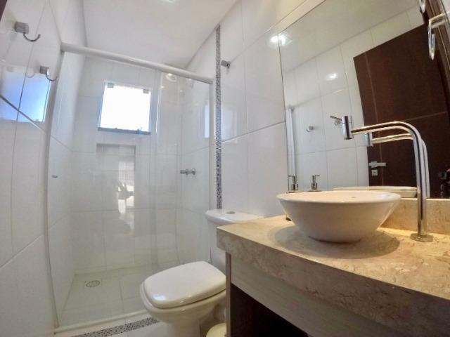 Apartamento 03 Dormitórios mobiliado a poucos metros do mar - Foto 15