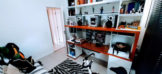 Apartamento (Tijuca) Lindo Varandinha 2quartos Suíte Cozinha Americana Vaga Escriturada - Foto 6