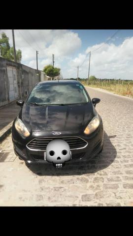 Vende-se New Fiesta